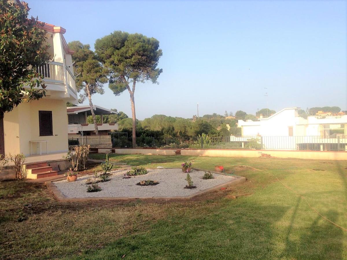 Appartamenti In Villa Polimnia Fontane Bianche Exteriör bild